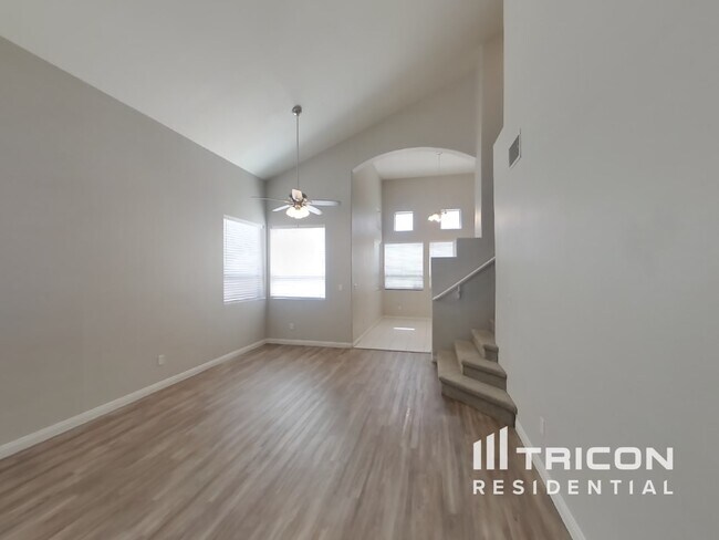 Building Photo - 8113 Kempston Ct