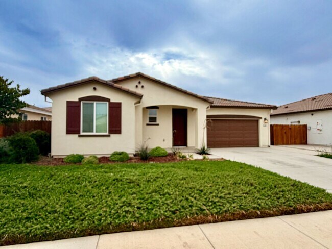 Foto del edificio - 2035 Greenbriar Dr