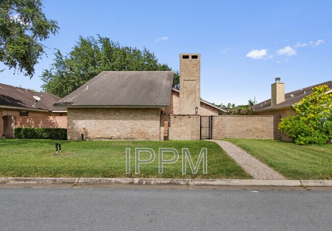 Building Photo - 24043 Augusta Dr