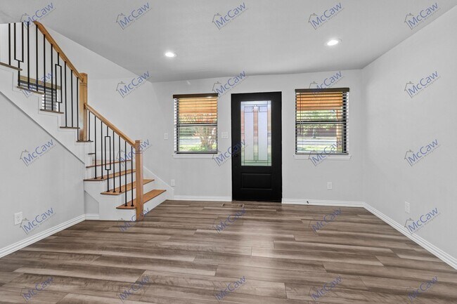 Foto del edificio - Updated Price for New Year! Lovely 3/2 in ...