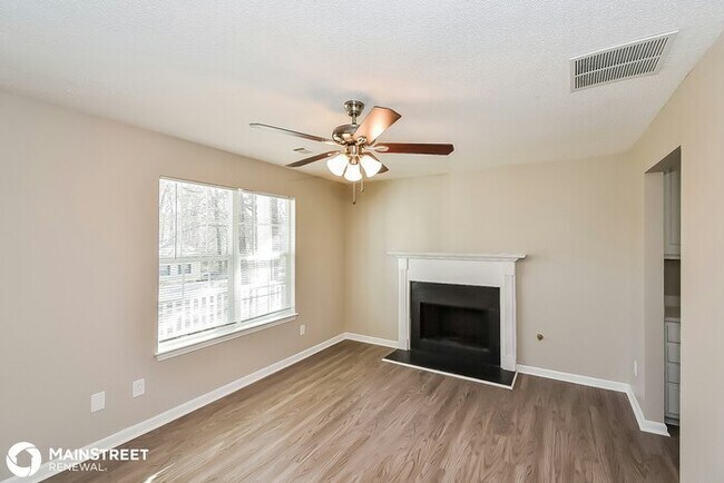 Building Photo - 3216 Glen Hollow Dr, Rex, GA 30273