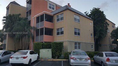Building Photo - 8215 Lake Dr