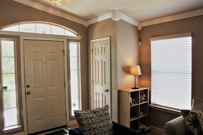 Foto del edificio - 920 Sally Lunn Way