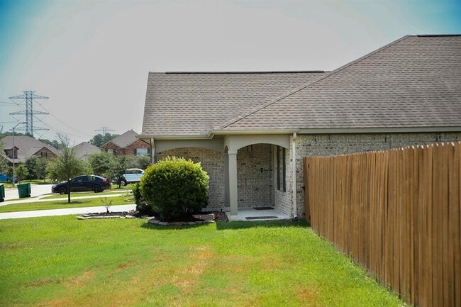 Building Photo - 4426 Crimson Vale Dr