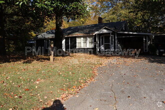 Building Photo - 1522 Central Ave