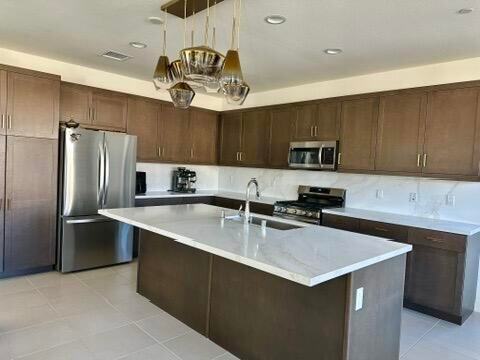 Foto del edificio - 74240 Becker St