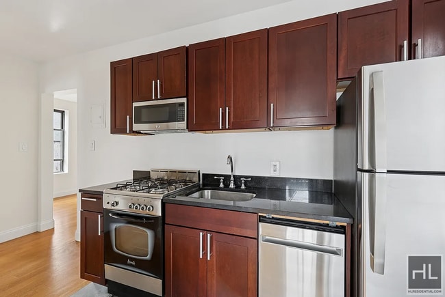 Building Photo - West 11th Street