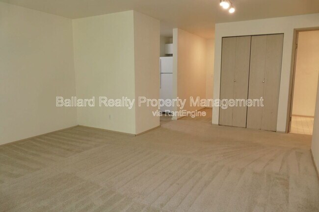 Foto del edificio - 2244 13th Ave W