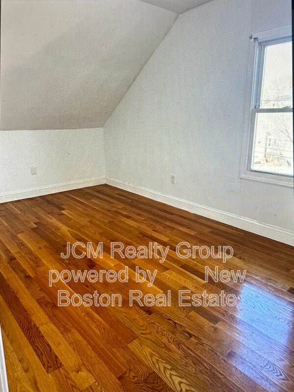 Foto del edificio - 61 Crescent Ave