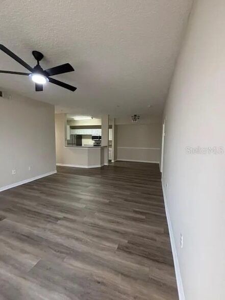 Foto del edificio - 5560 Metrowest Blvd