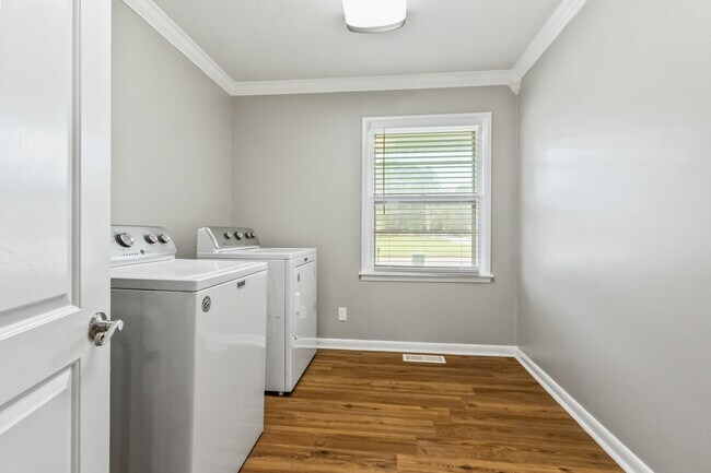 Foto del edificio - 4301 Richardson Dr NW