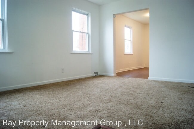 Building Photo - 3 br, 1.5 bath House - 44 Berkshire Road