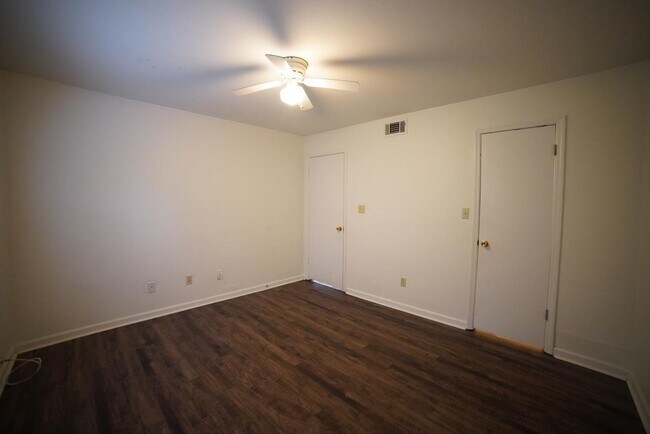 Foto del edificio - 2555 Chateau Ln