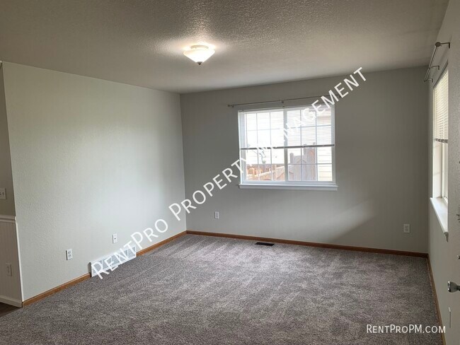 Foto del edificio - 4097 Rockvale Dr