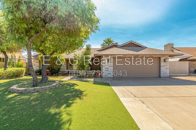 Foto del edificio - 6243 W Cholla St