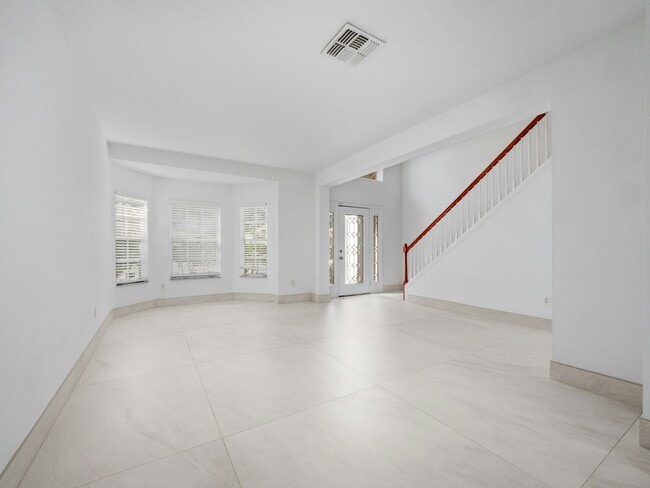 Building Photo - 6457 Winder Oaks Blvd