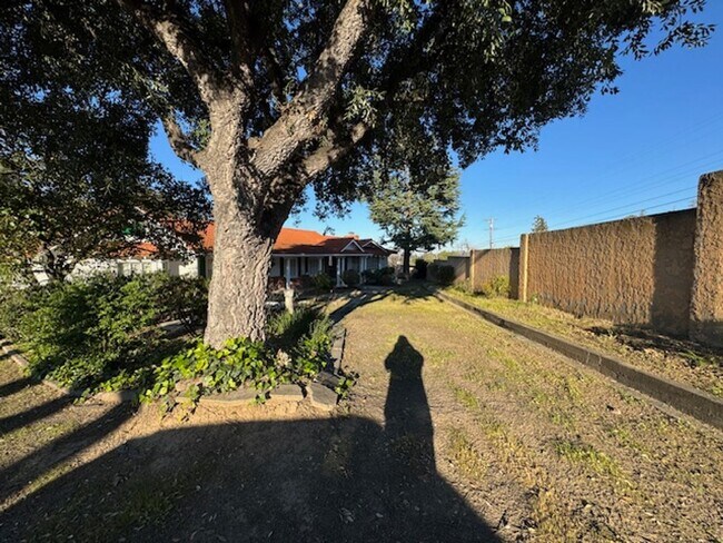 Building Photo - Charming spacious Evergreen farmhouse with large parking area