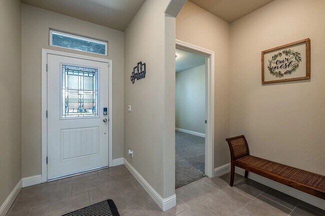 Building Photo - 1180 Narwhal Ave