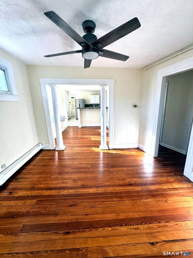 Building Photo - 175 Wilson St