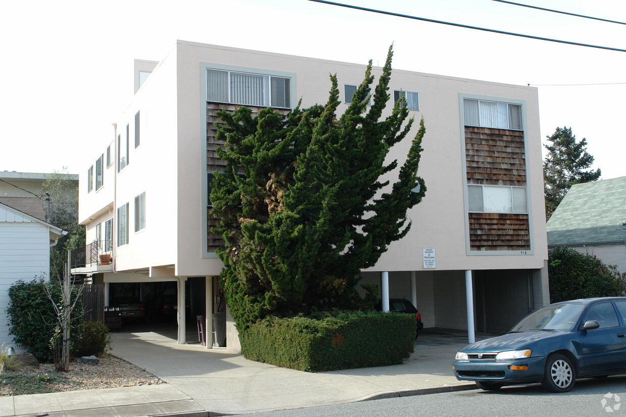 Primary Photo - 416 Talbot Ave