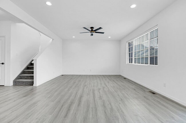 Foto del edificio - $3,425.00, 4 Beds, 2.5 Baths, Single Famil...
