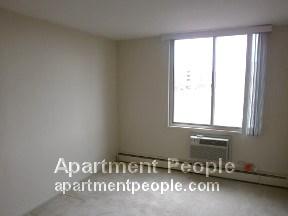 Building Photo - 1616 Hinman Ave