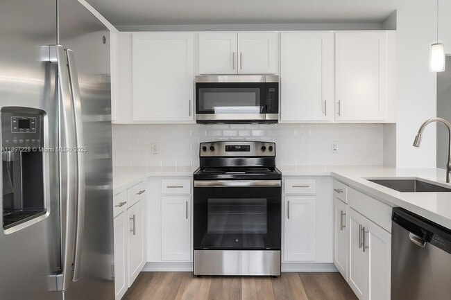 Photo - 432 21st St Apartment