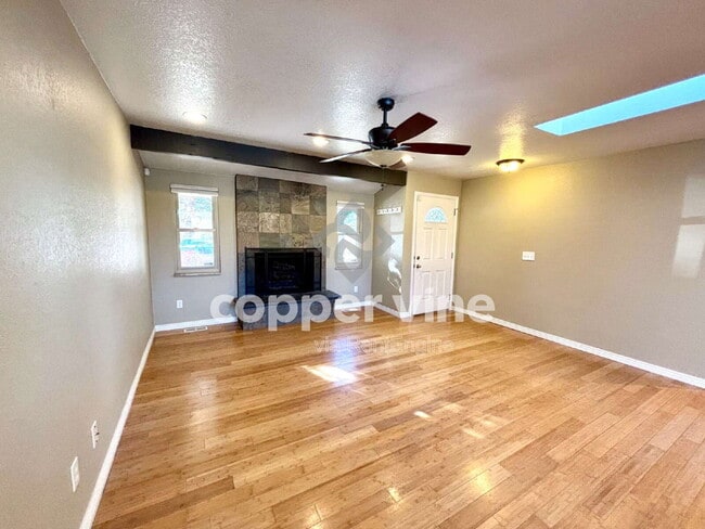 Building Photo - 13145 Hazel Ct