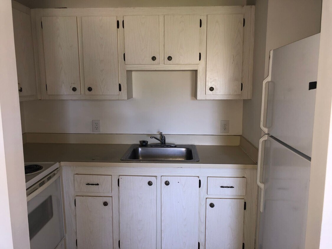 Foto principal - 2 bed 1 bath
