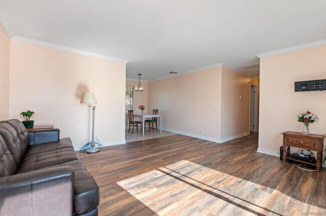 Foto del edificio - 9210 Kenwood Dr
