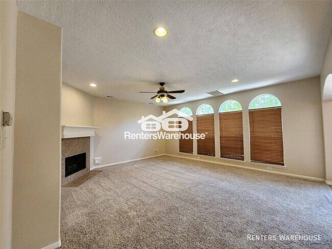 Foto del edificio - 1408 S Friendswood Dr