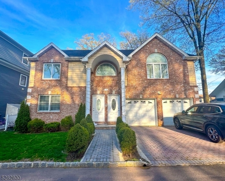 14 Mutillod Ln Unit 1, Secaucus, NJ 07094 Room for Rent in Secaucus