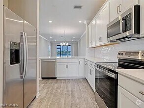 Building Photo - 11751 Venetian Lagoon Dr