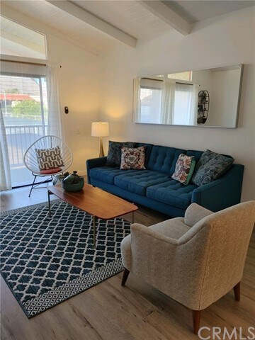 Foto del edificio - 1421 N Sunrise Way