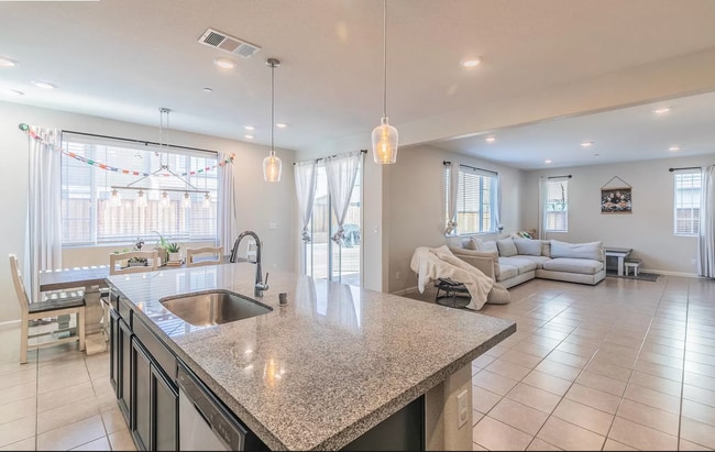 Building Photo - COMING SOON-Beautiful 5 Bedroom with SOLAR!