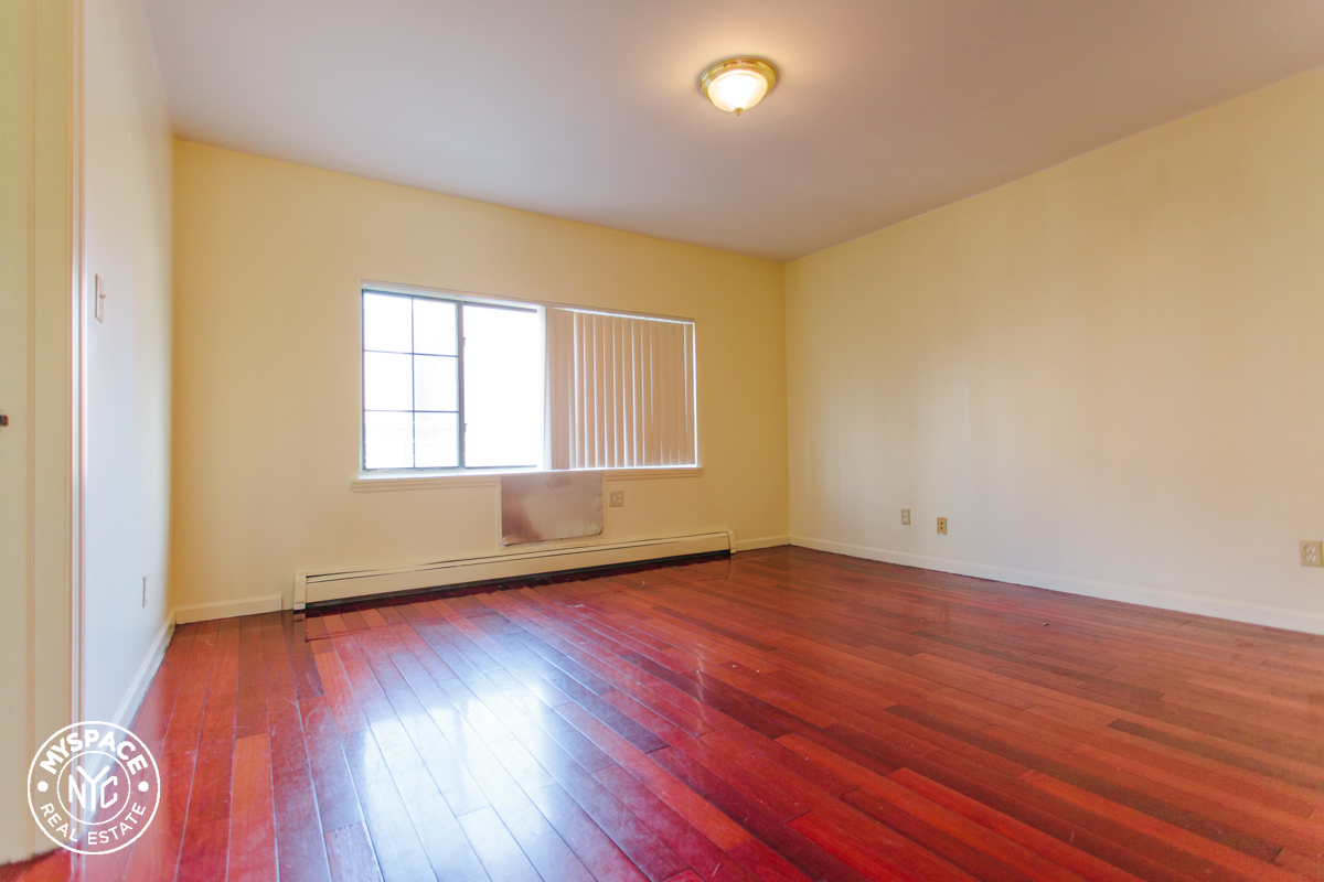 Foto principal - 896 Broadway