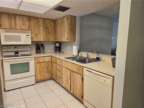 Building Photo - 6142 Whiskey Creek Dr