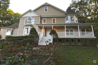 Building Photo - 176 Lower Sheep Pasture Rd