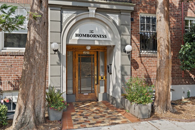 Building Photo - 321 Boylston Ave E