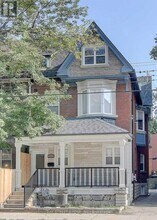 Building Photo - 109 Spadina Rd