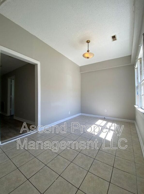 Foto del edificio - 2103 Taylor St