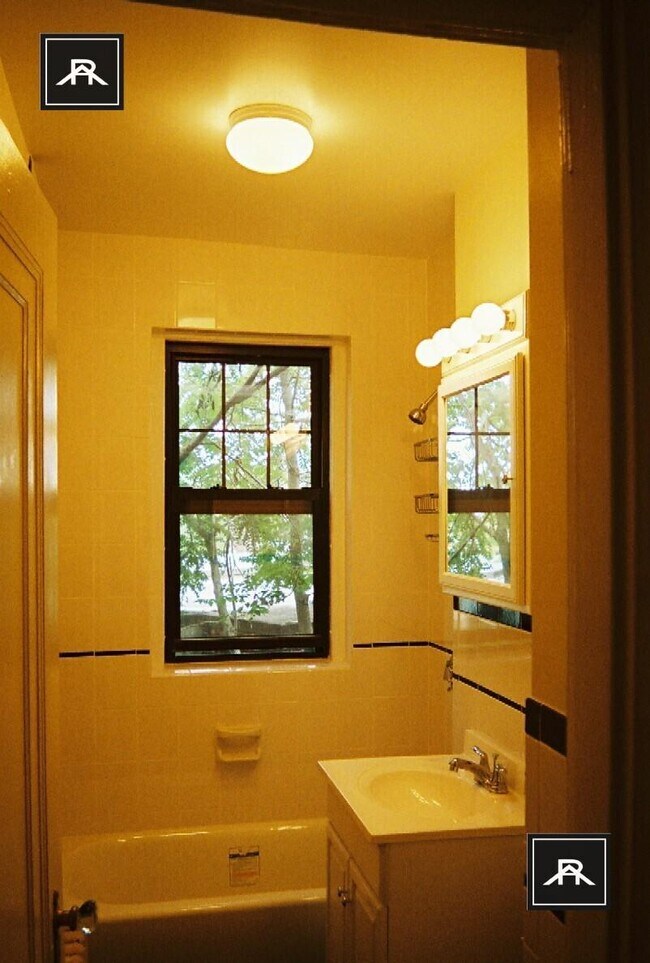 Building Photo - 1 bedroom in Brighton MA 02135