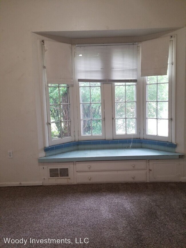 Building Photo - 6 br, 2 bath Room For Rent - 1031 20th Street