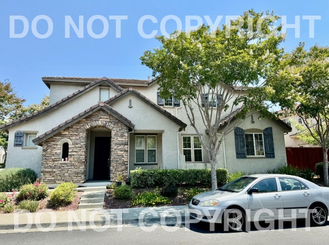 34503 Torrey Pine Ln