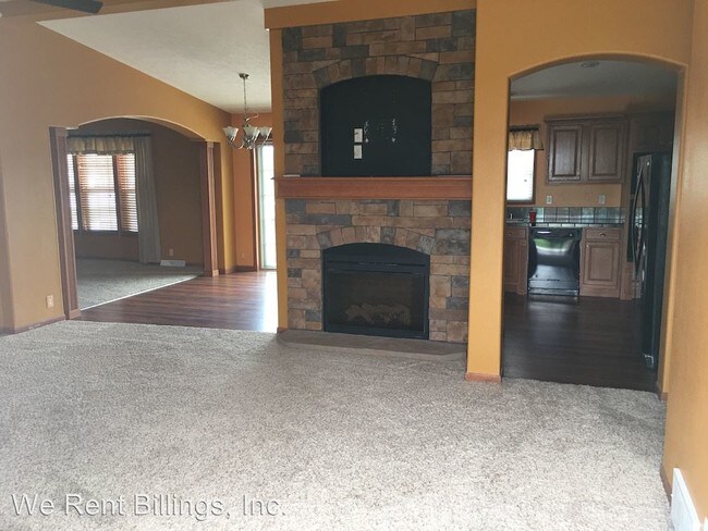 Building Photo - 4 br, 2 bath House - 701 N Wagner Ln.