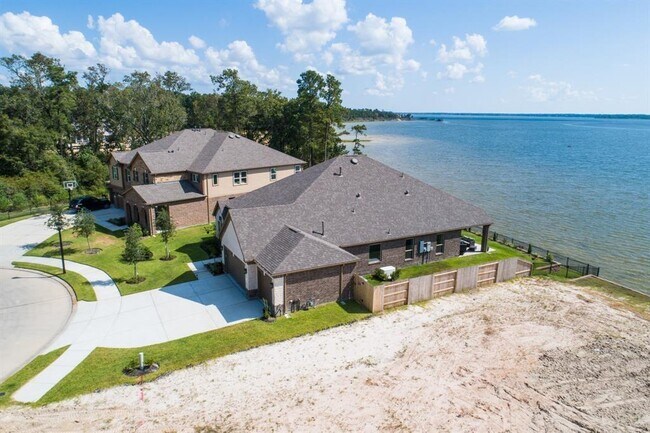 Foto del edificio - 15618 Westward Lake Ln
