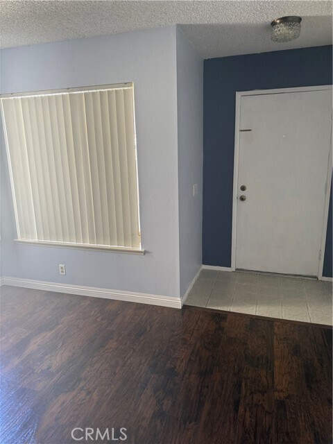 Foto del edificio - 9924 Del Rio Way