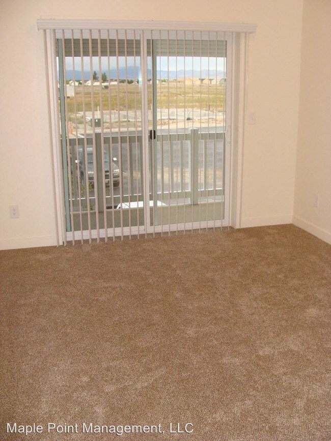 Building Photo - 1808 E Cosmos Dr