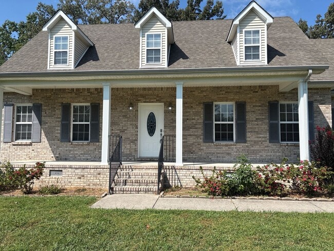 Building Photo - 187 Oak Hollow Rd