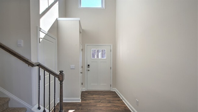 Photo - 208 Reynard Trl Townhome